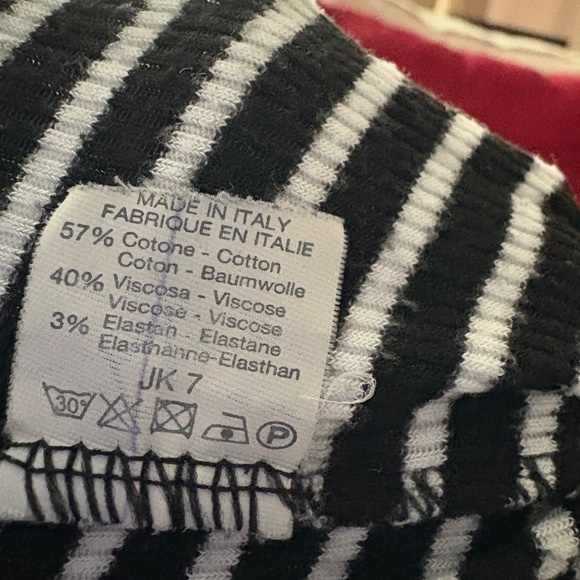 Brandy Melville striped shirt - Picture 4 of 5